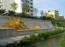  Cheonggyecheon-Terraced walls